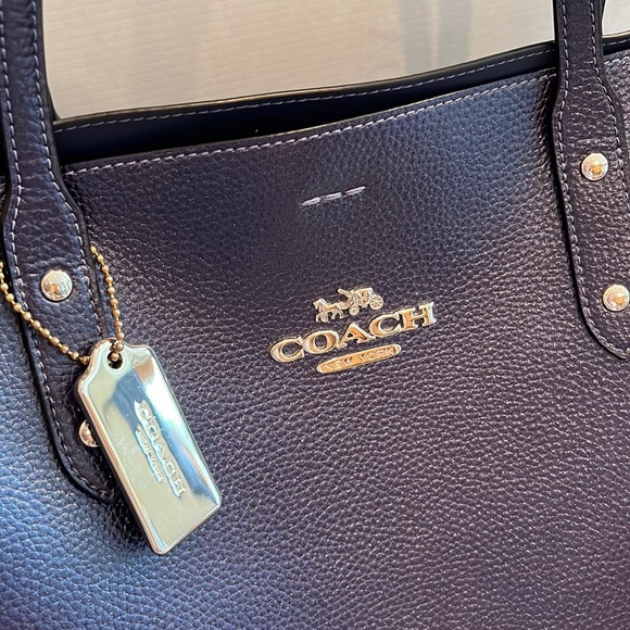 Coach Town Tote Metallic Cadet Blue Pebbled Leather New NWOT - Picture 3 of 6
